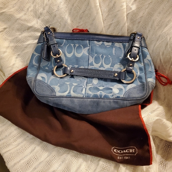 Small Coach shoulder bag - Picture 2 of 3